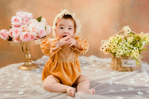 淮北宝宝揉眼睛揉鼻子